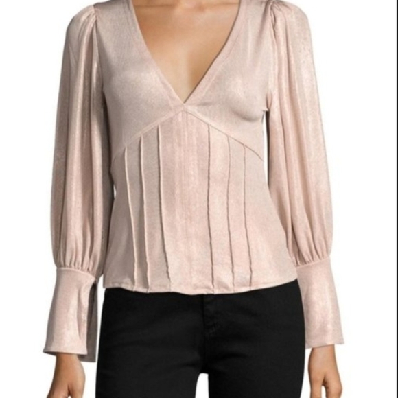 Free People Pleated Romantic V-Neck Top in size Medium - Picture 2 of 7